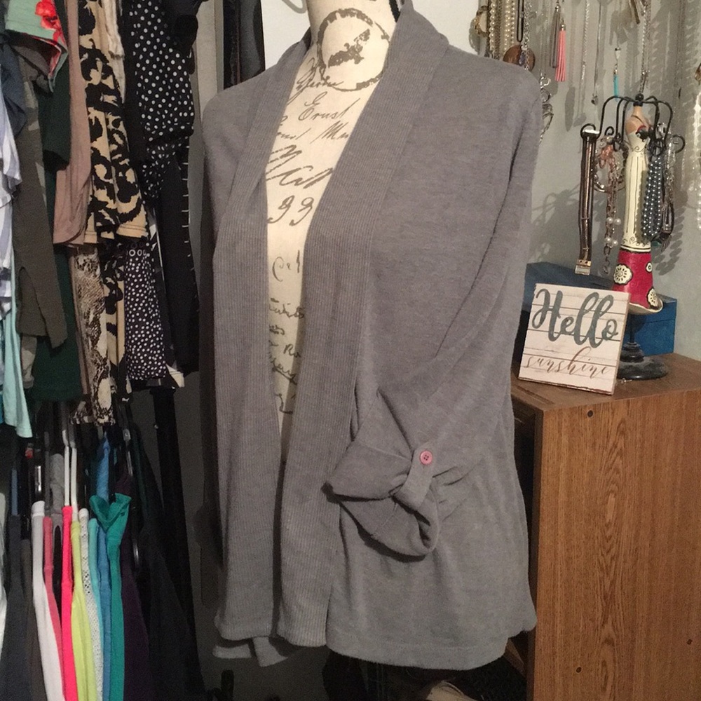 😍Nicole Miller, Grey Cardigan, size Medium